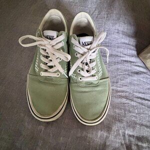 VANS womens size 9.5